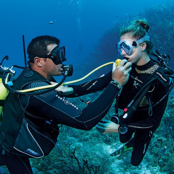 Air sharing underwater